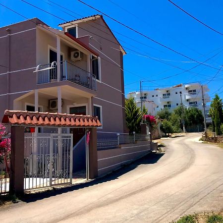 Apartments Villa Dovinefa Ksamil Exterior foto